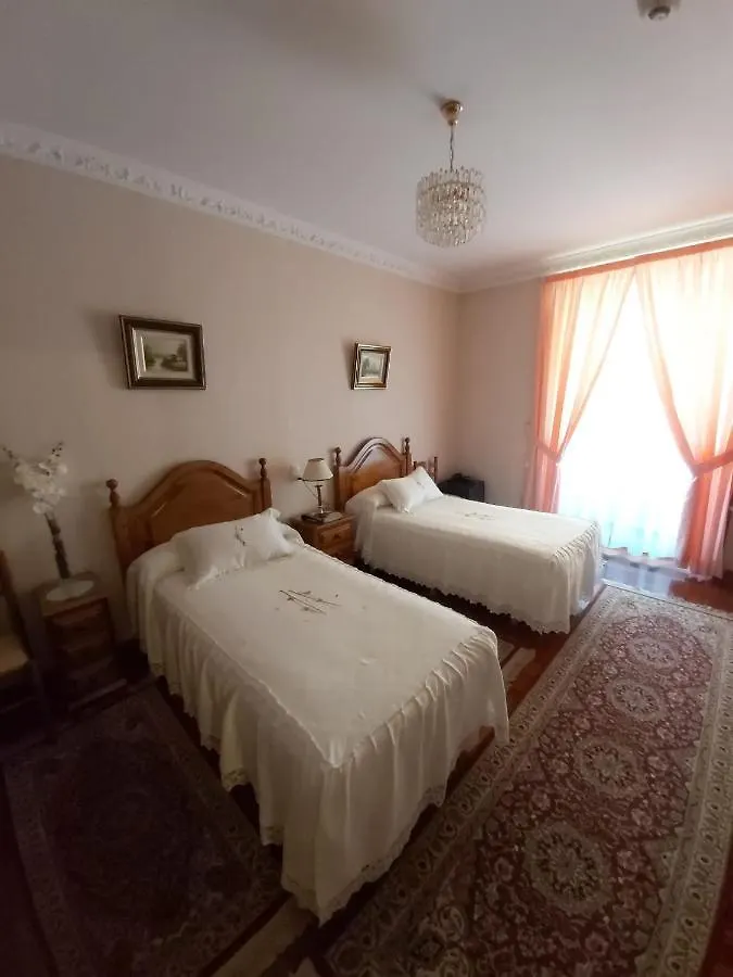 Pension Lorea Σαν Σεμπαστιάν 2*,