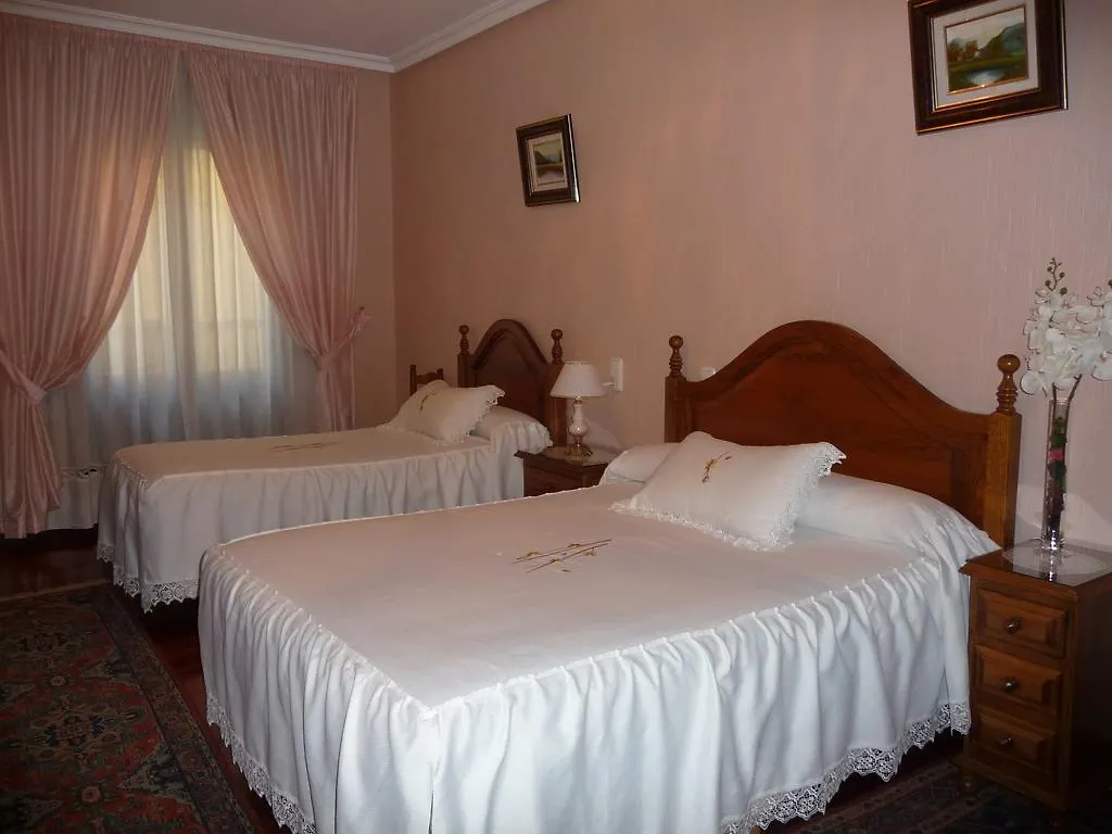 Pension Lorea San Sebastian 2*,